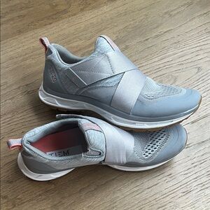 TIEM Women's Gray Sneakers
